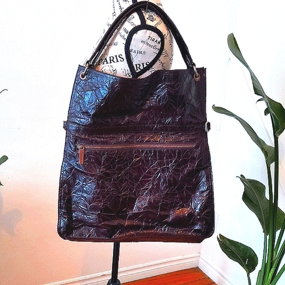 Matt & Nat Elegant Dark Burgundy Vegan Leather Tote Bag - Picture 1 of 5